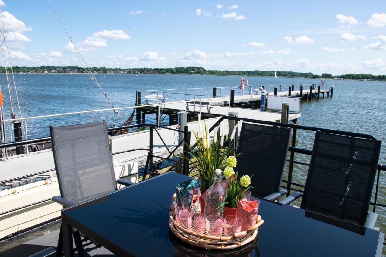 Island-Dreams Hausboot Cecilie Apartment Schleswig Exterior photo